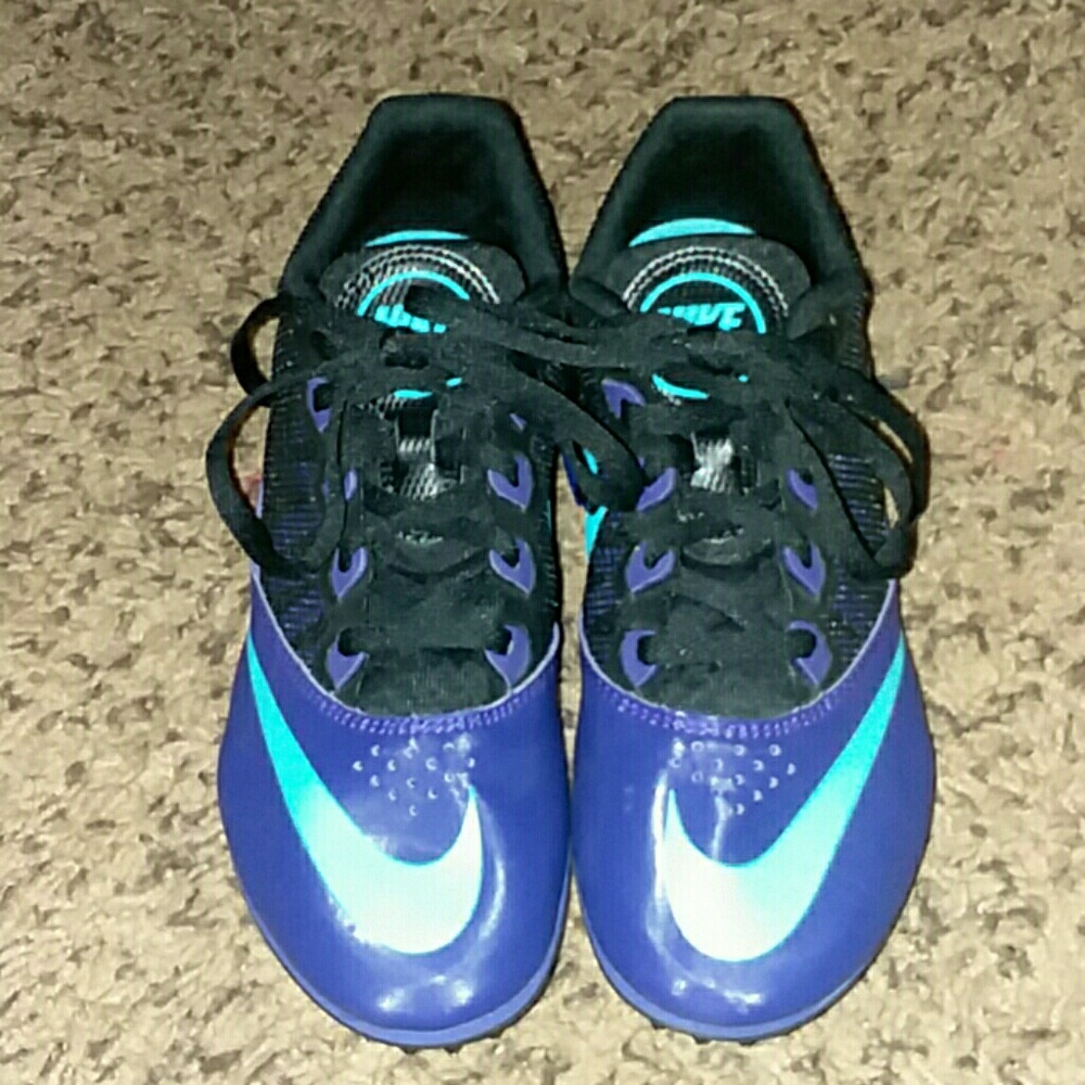 Track running shoes